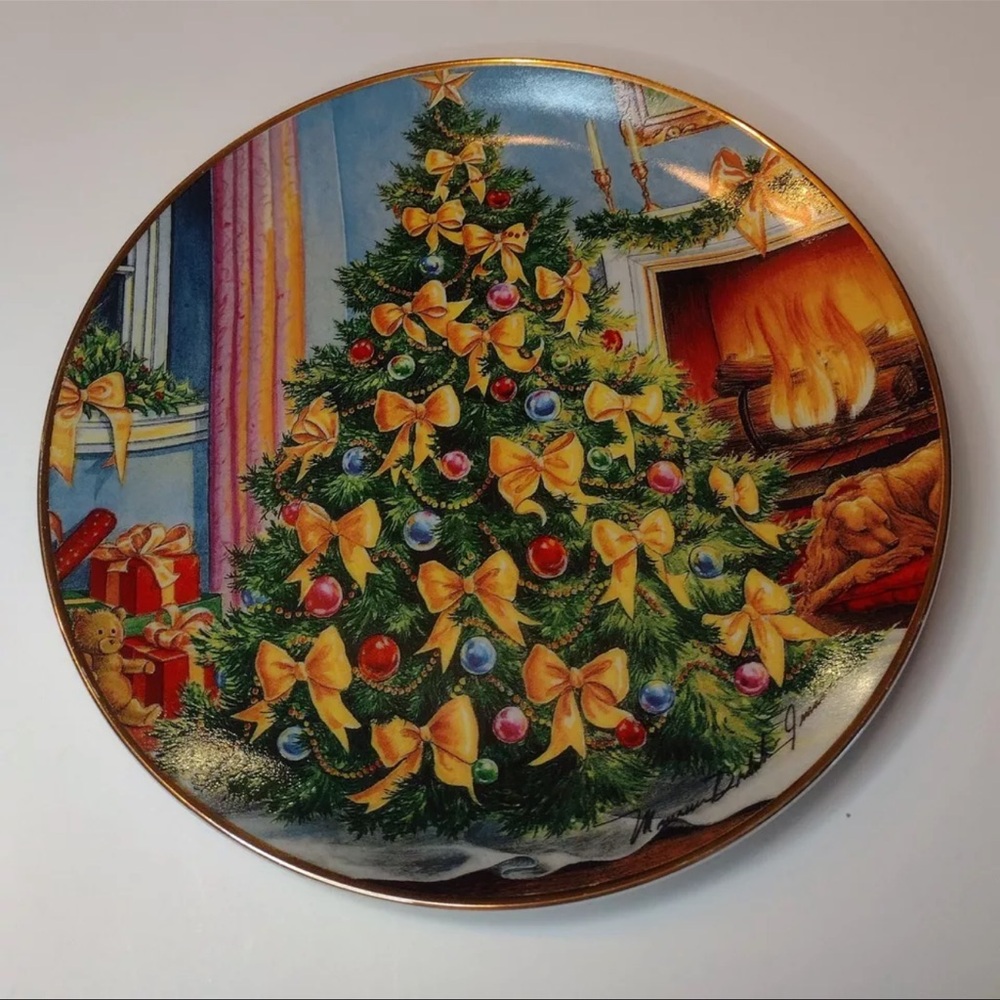 Franklin Mint Holiday Homecoming Limited Edition Fine Porcelain Plate